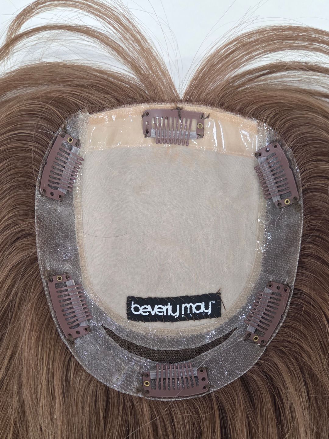 14" Creamy chestnut with bangs Silk topper