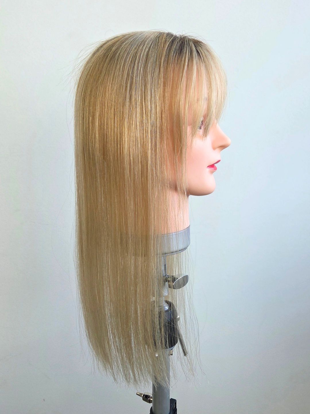 18" Honey blonde Mono topper with Fringe