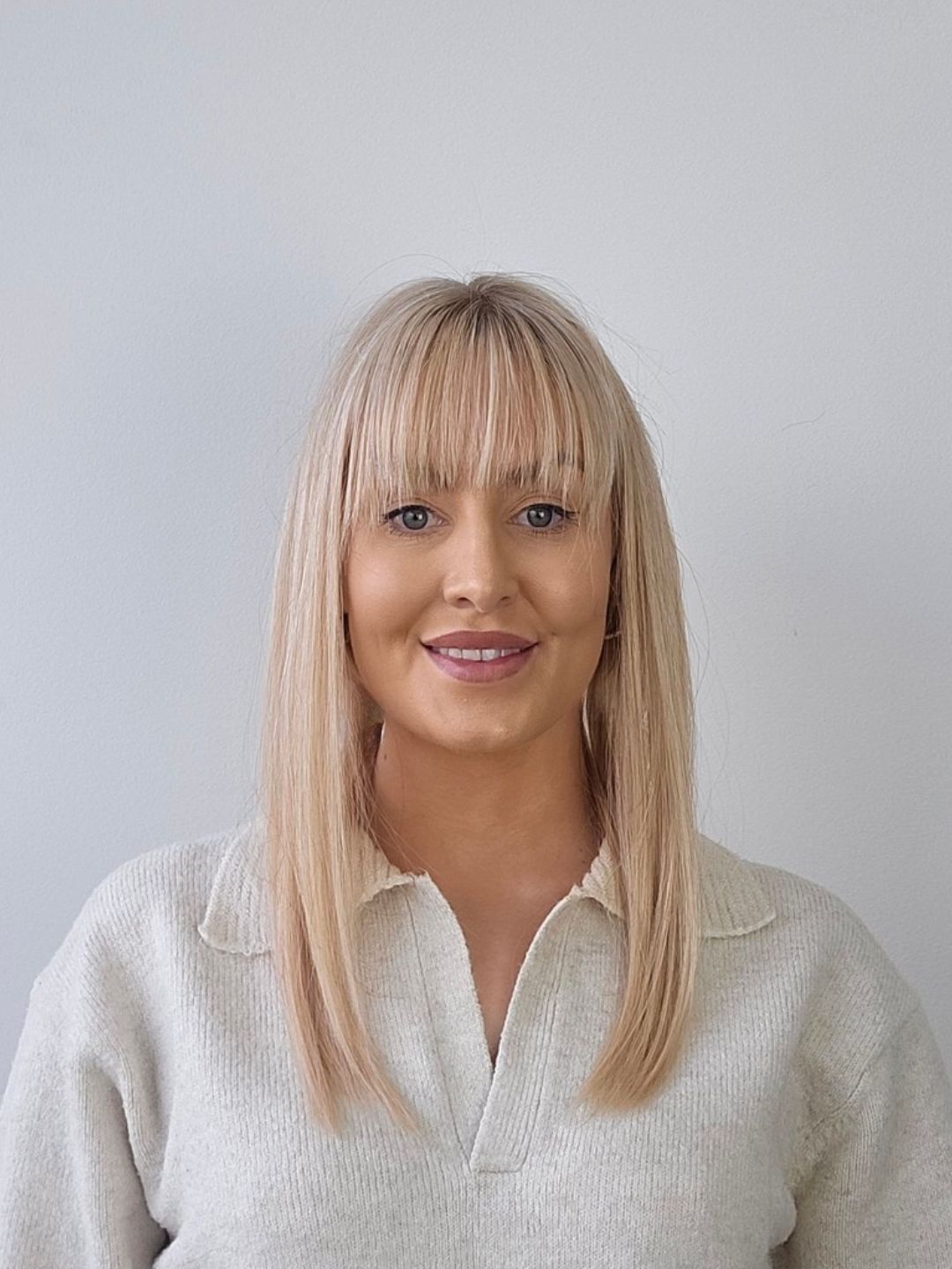 18" Rooted Neutral blonde Mono Fringe Topper