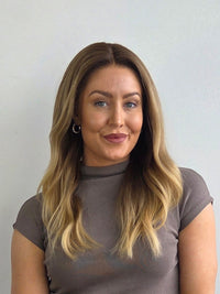 18" Honey beige balayage Luxe Lace front wig