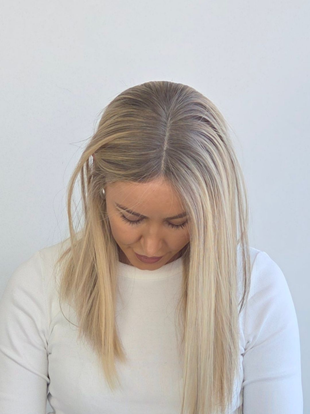 18" Neutral Beige lace front Wig