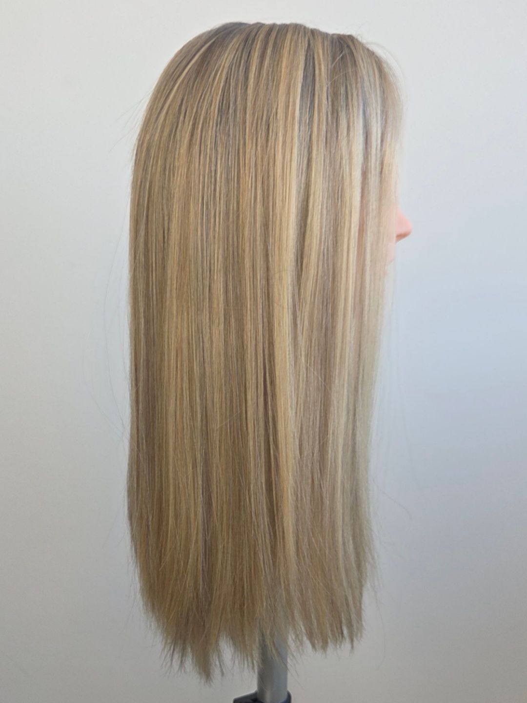 18" Neutral Beige lace front Wig