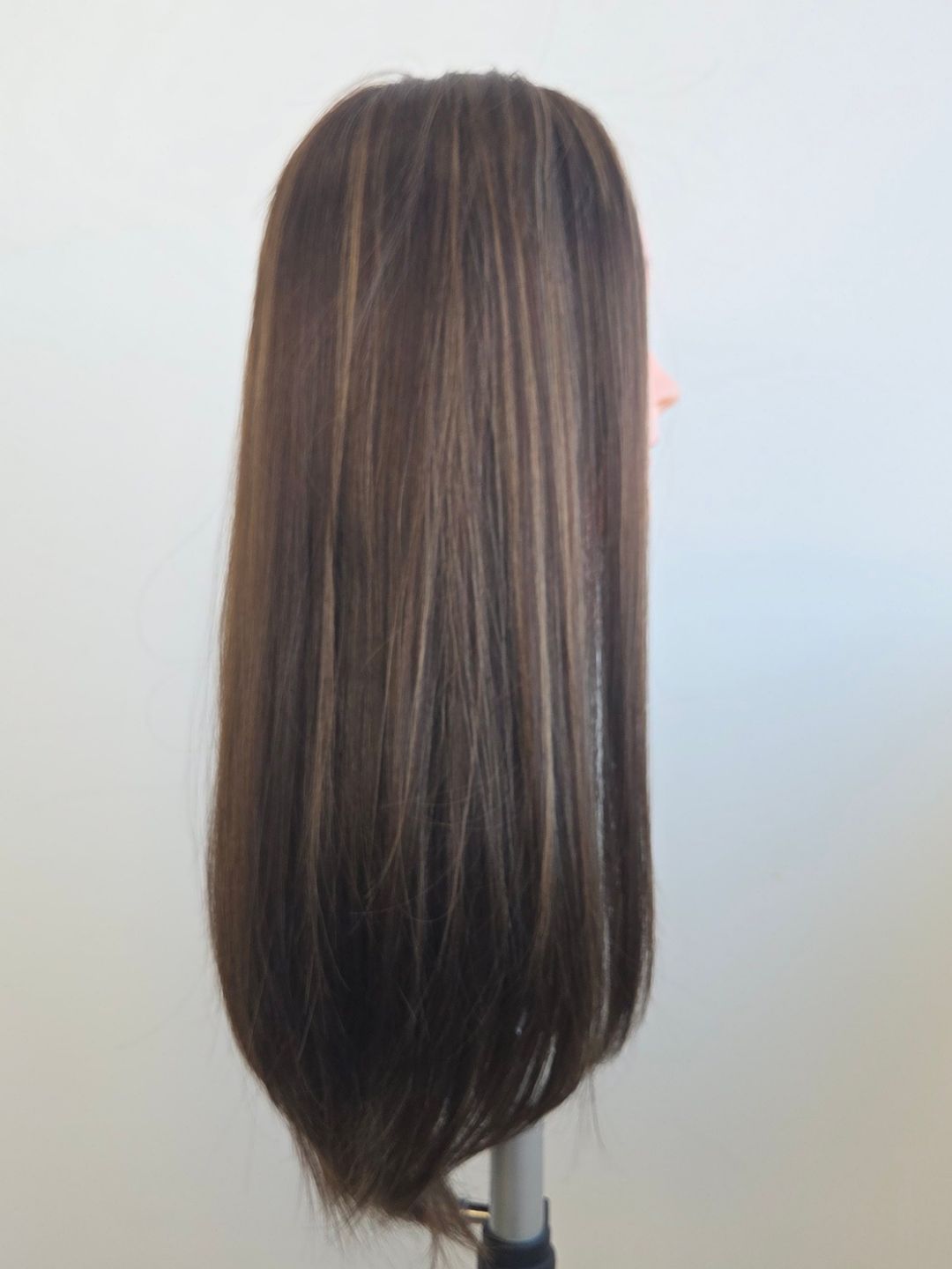 20" Chocolate with Sandy babylights Lace front Wig
