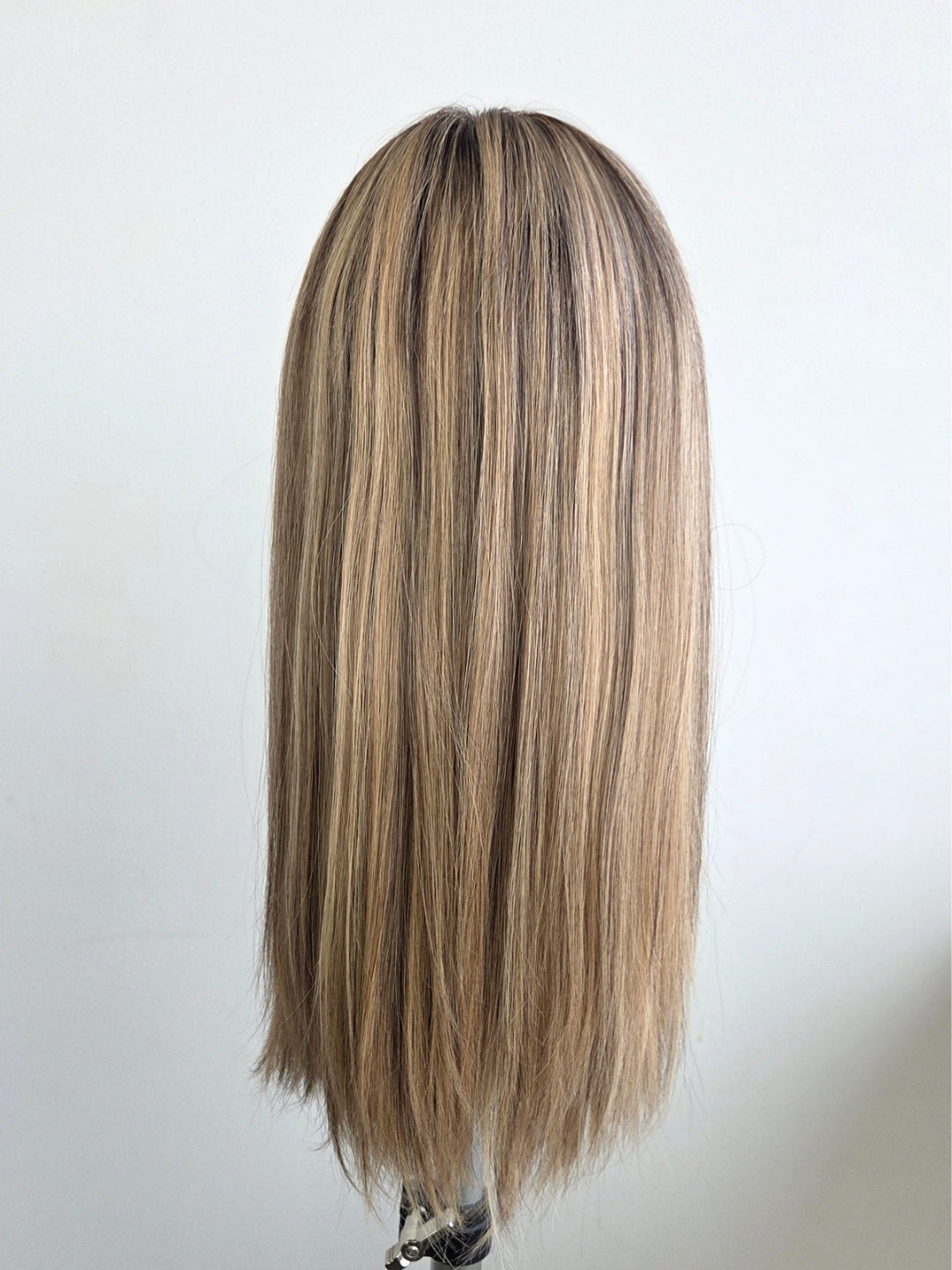 18" Honey truffle blonde Lace Front wig