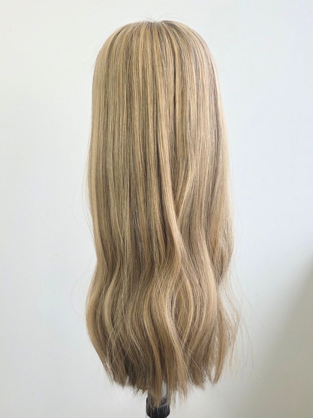18" Vanilla almond blonde Lace front topper