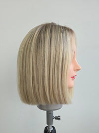 10" Bob pearl platinum blonde Closed lace topper