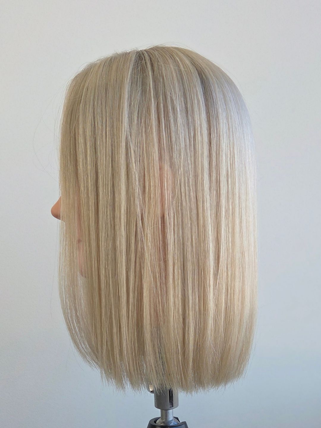 12" Platinum blonde Lace front Topper