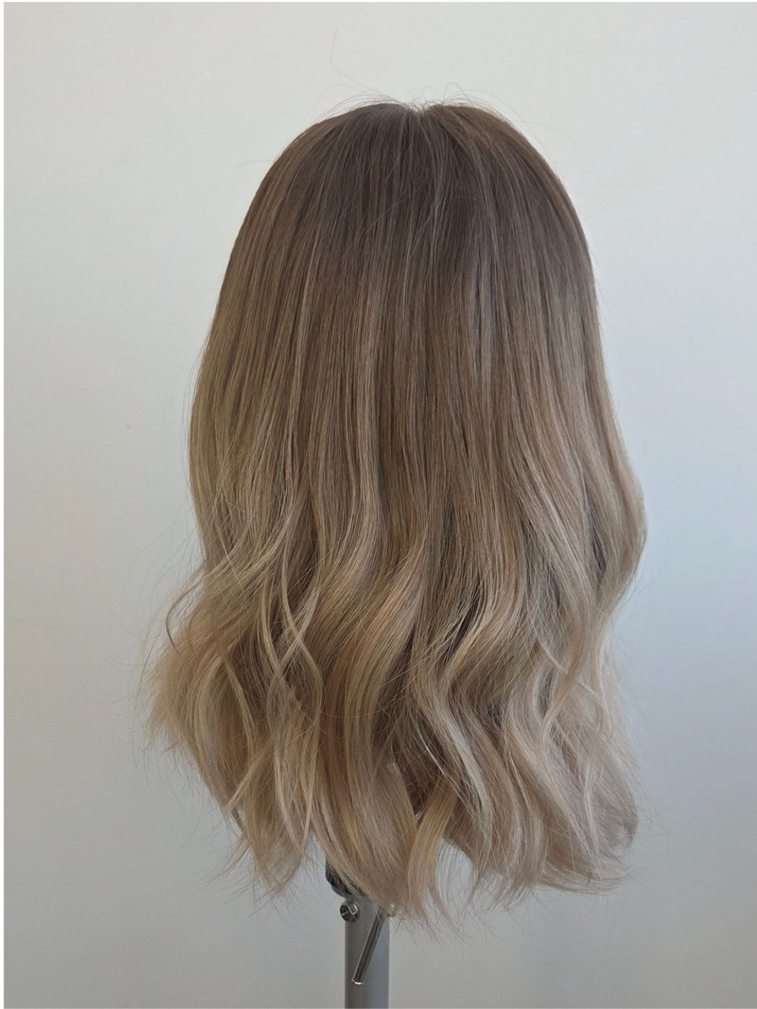 16" Cool bronde balayage Lace front wig