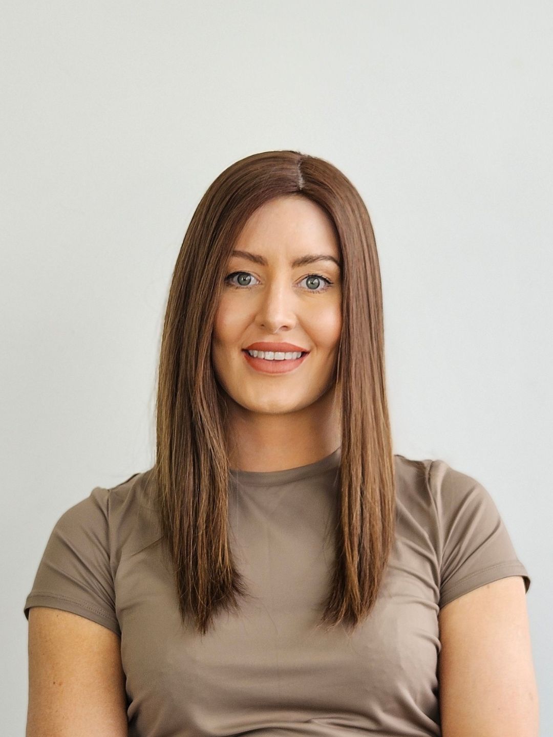 18" Cinnamon brunette Silk topper