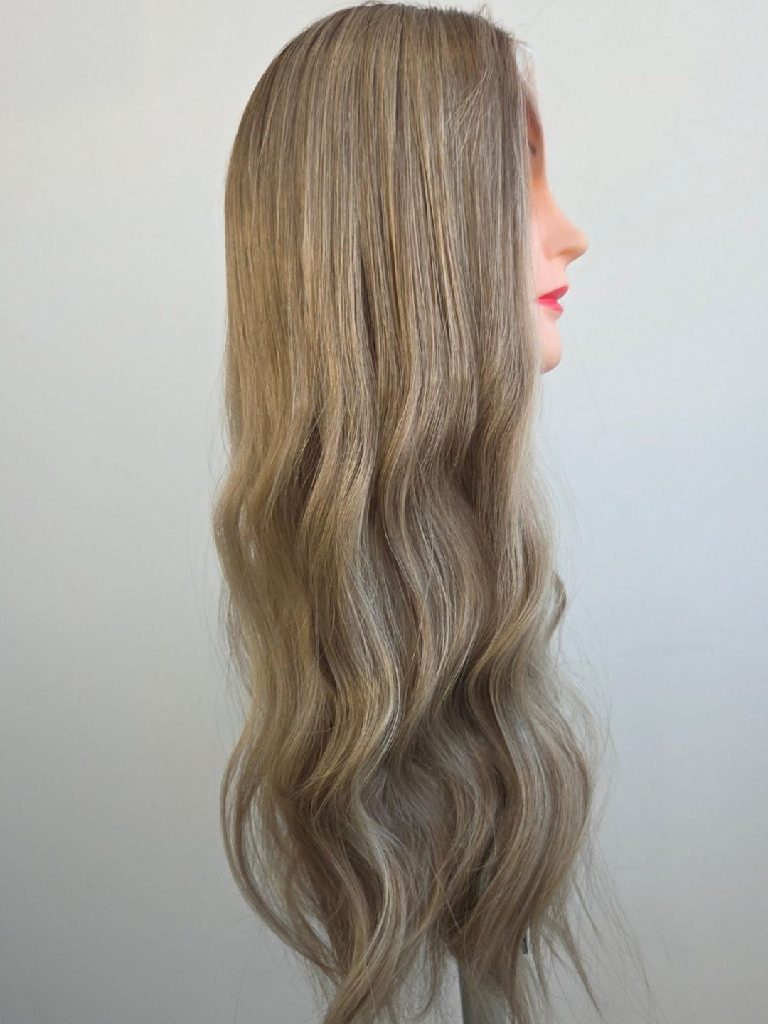 22" Neutral bronde balayage Lace front topper 22"