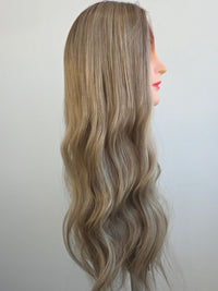 22" Neutral bronde balayage Lace front topper 22"