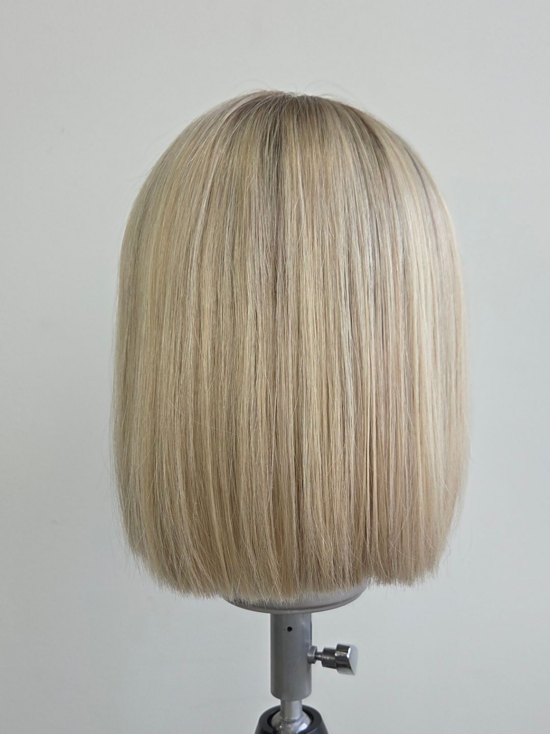 10" Bob pearl platinum blonde Closed lace topper