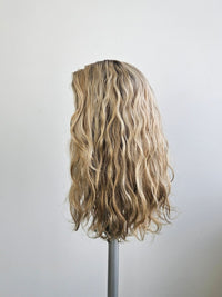 18" Curly Dimensional Blonde Silk Topper